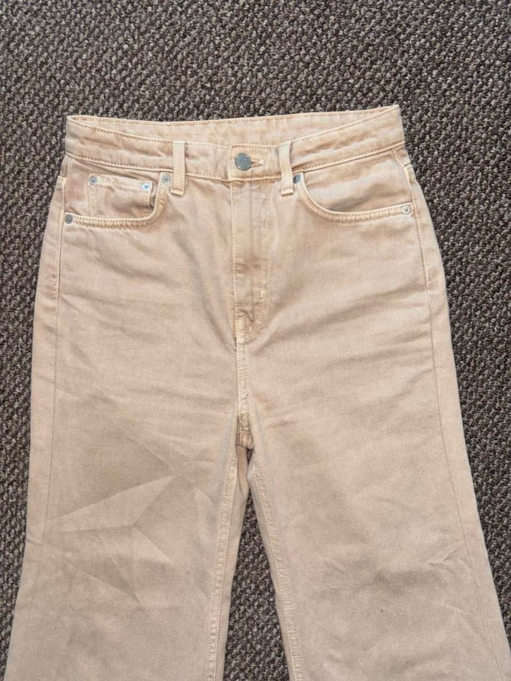 Jeans - Picture 2 of 5